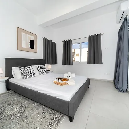 2 Bedroom Flat Apartamento Nicosia