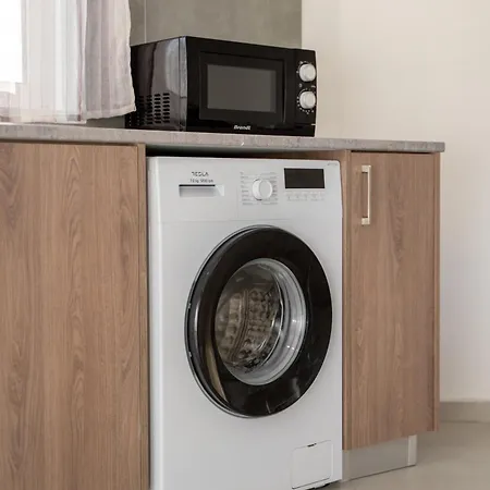 Апартаменти 2 Bedroom Flat